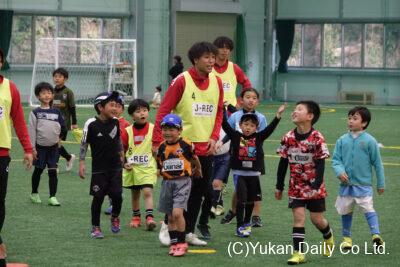 阪本選手の個人スクール。多くの小学生が参加した